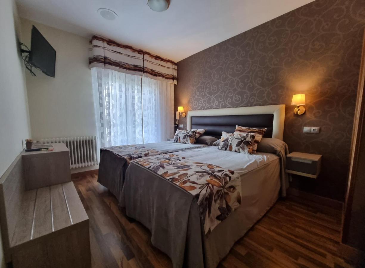 Double or Twin Room with Terrace,1419359226:JPEG